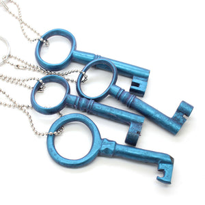 key chain - blue