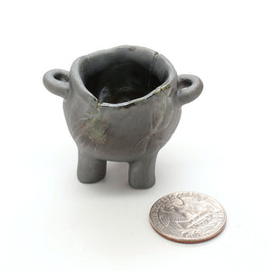 ceramic mini cauldron v