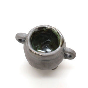 ceramic mini cauldron vi