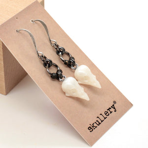 mini sparrow earrings - pearl